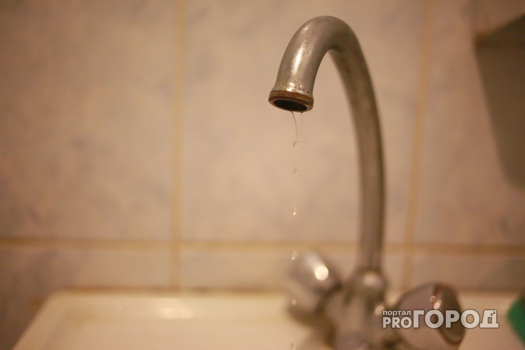 Более 150 домов в Нижнем остались без холодной воды
