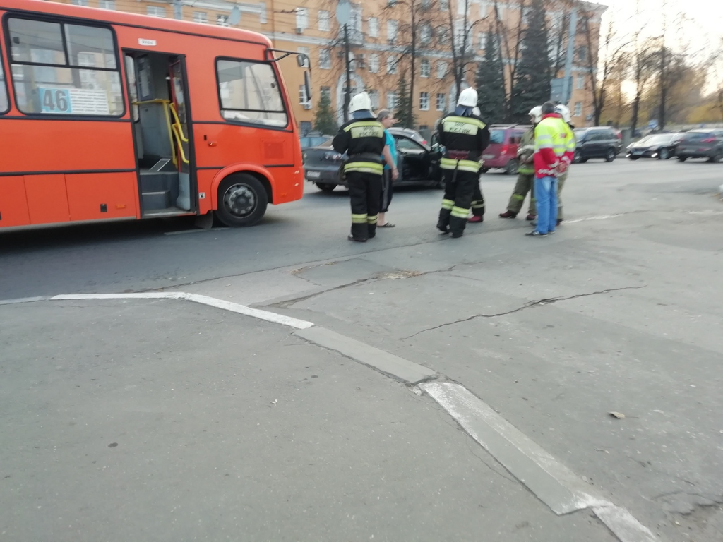авария на улице Большая Печерская в Нижнем Новгороде 19 октября