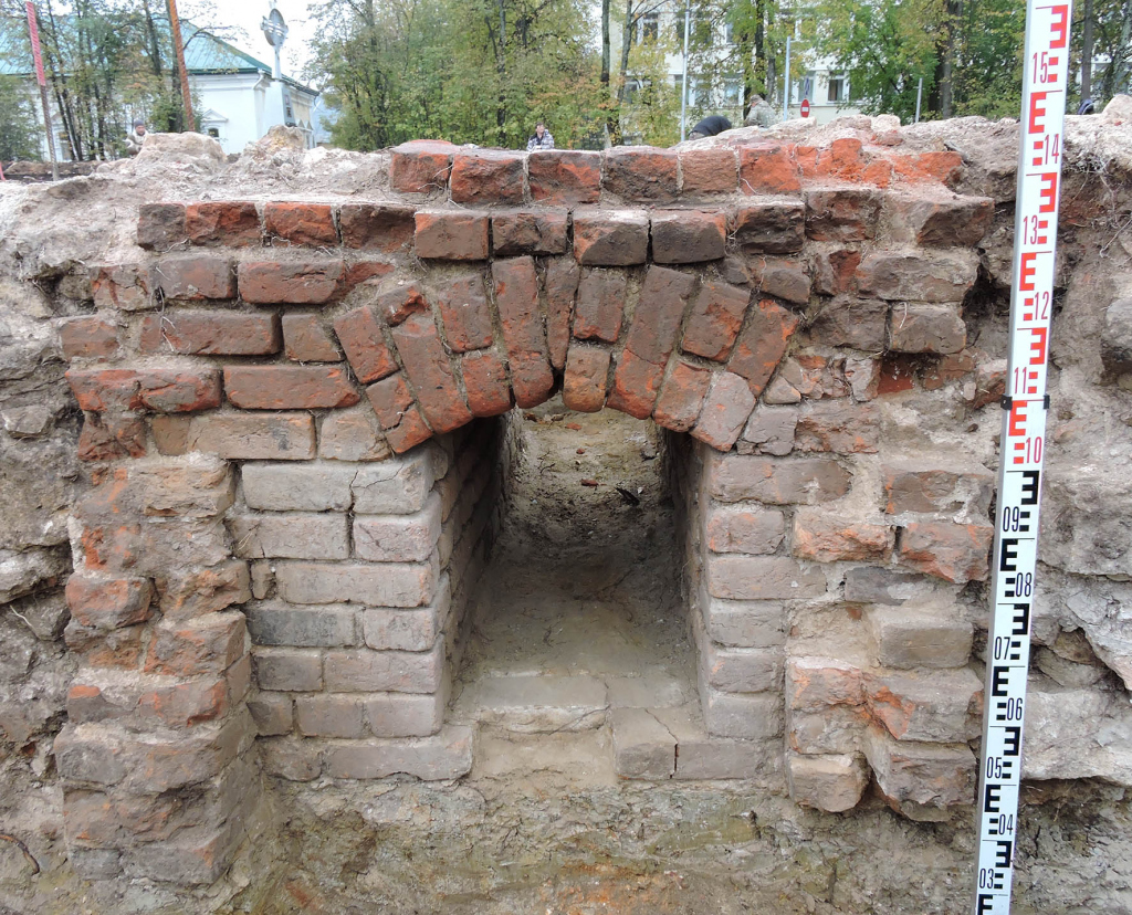Раскопки на территории Саровского монастыря