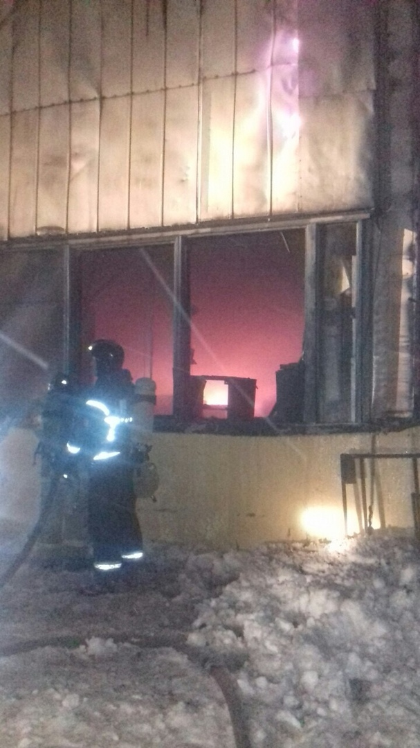 пожар на заводе на улице Механизаторов в Нижнем Новгороде 10 января
