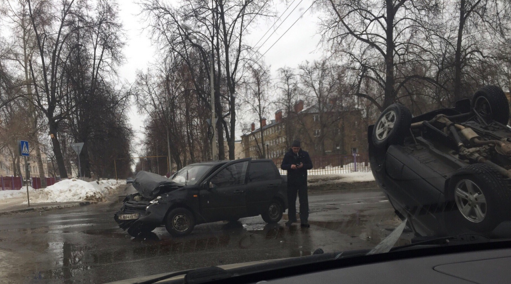 авария на проспекте Ильича 17 февраля