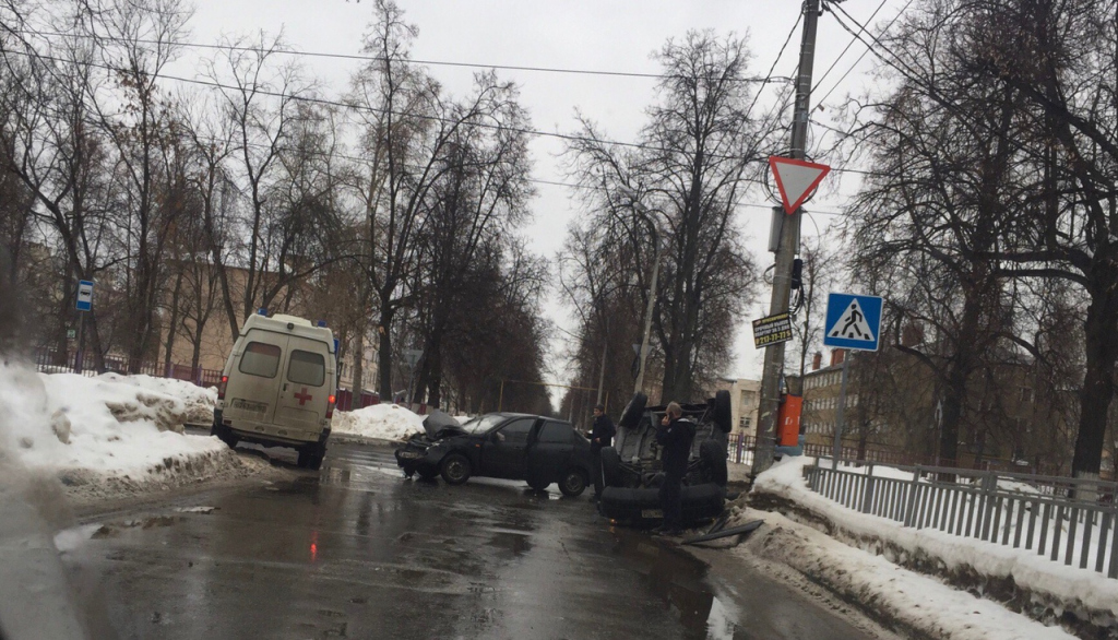 авария на проспекте Ильича 17 февраля
