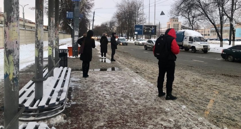 Нижегородцы 31 декабря смогут передвигаться на общественном транспорте до двух часов ночи 