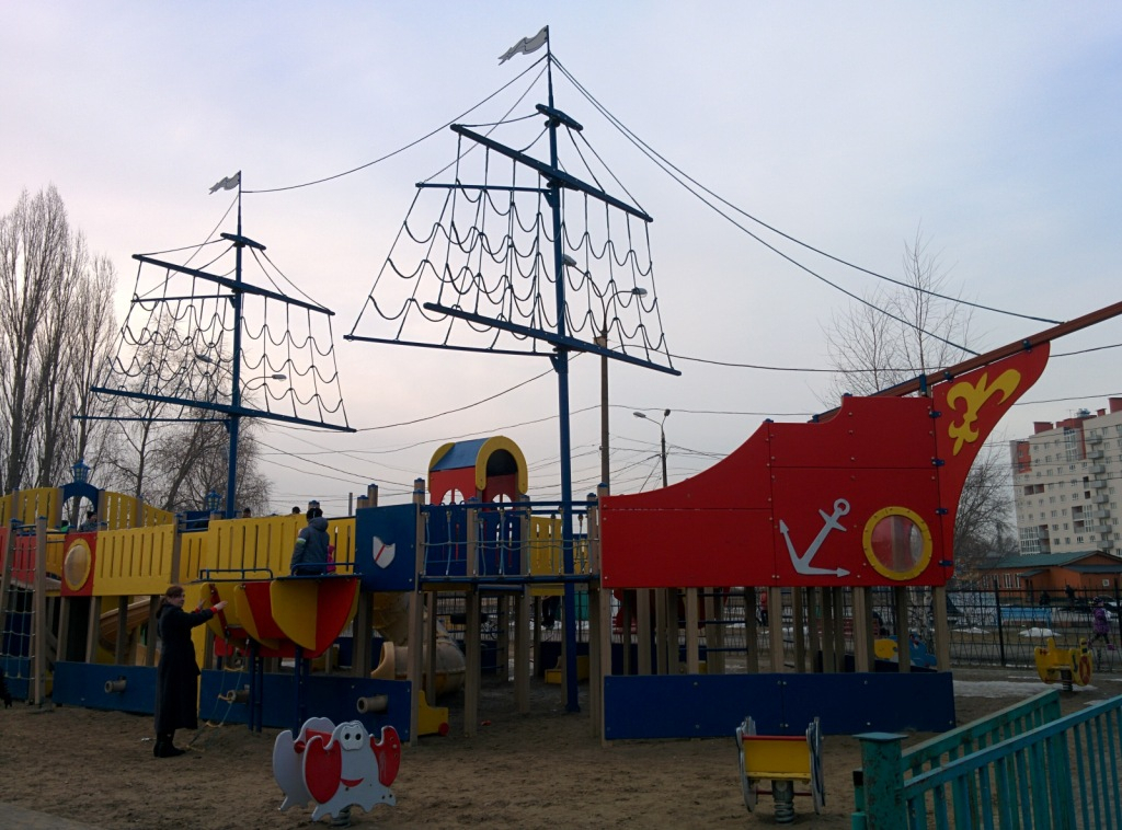 Детскую площадку Водяновой в Нижнем Новгороде закроют из-за угрозы крушения