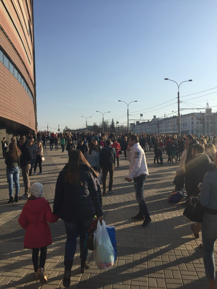 В Нижнем Новгороде снова эвакуировали посетителей ТРК "Небо"
