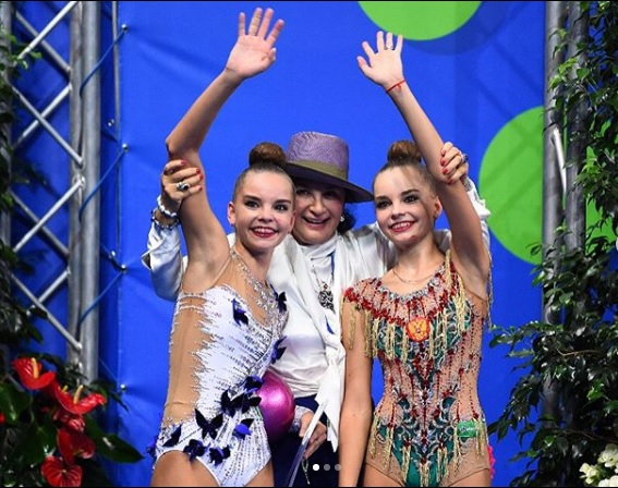 Дина и Арина Аверины стали триумфаторами на чемпионате мира по художественной гимнастике