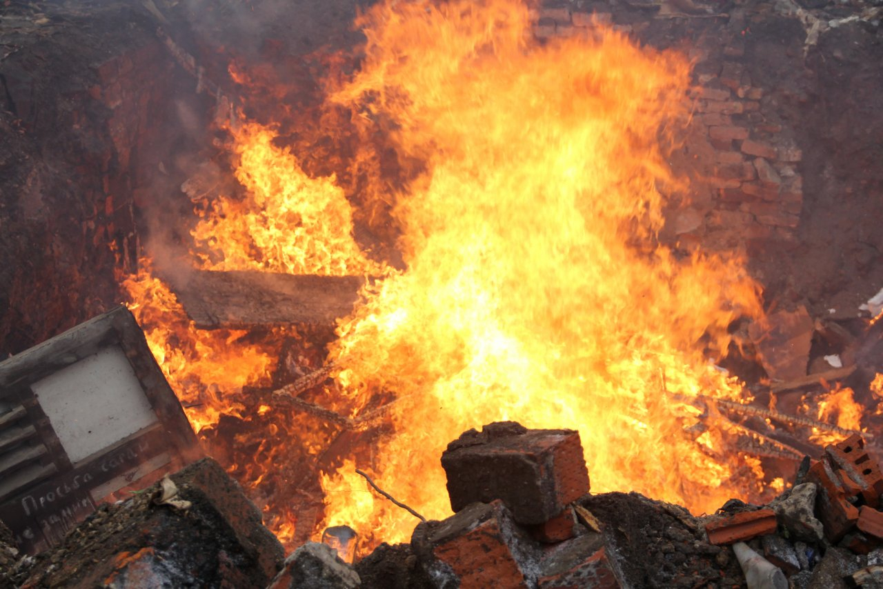 57-летний мужчина погиб на пожаре из-за своей неосторожности в Арзамасе