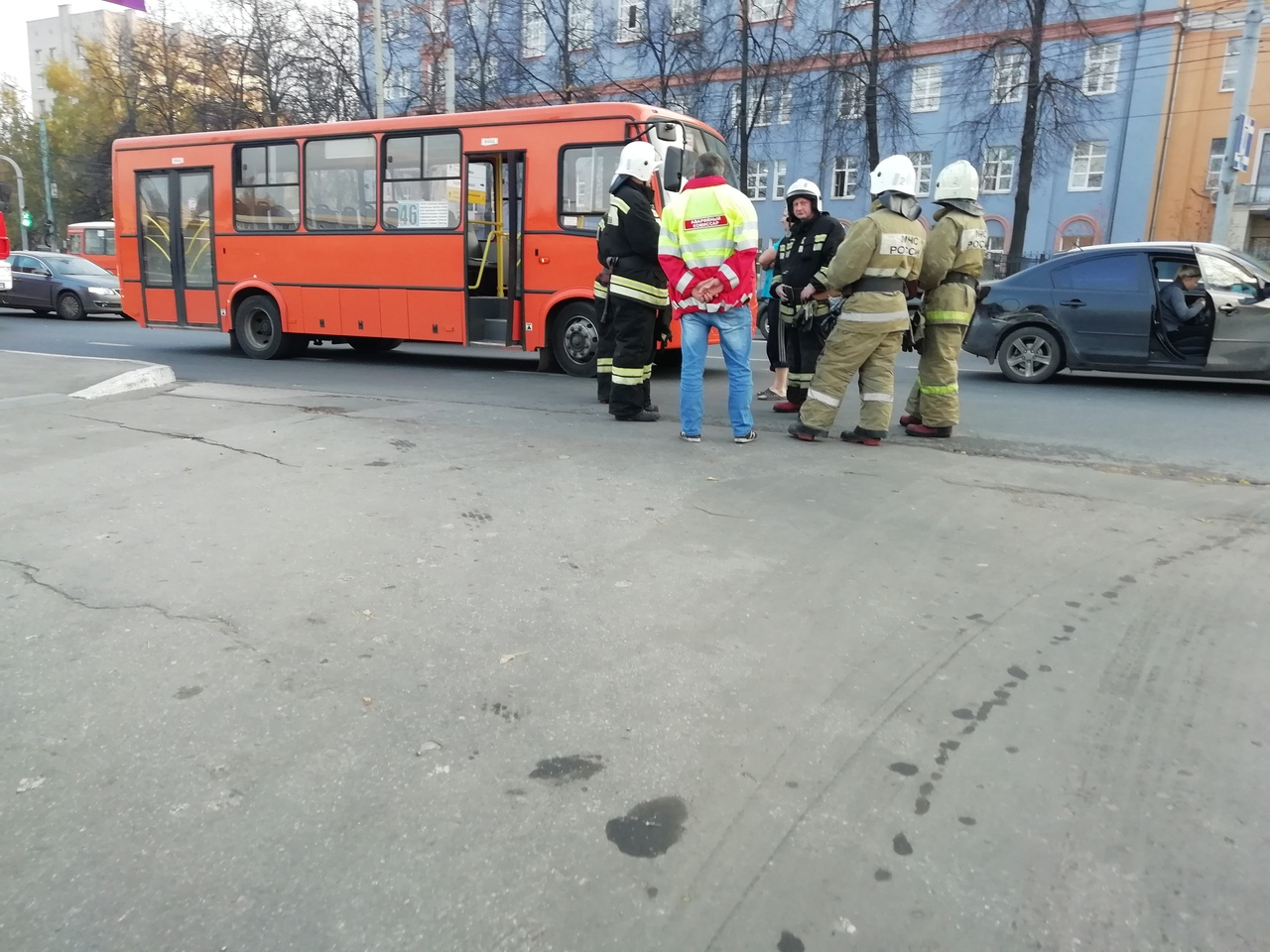 Маршрутка протаранила иномарку в Нижнем Новгороде (ФОТО)