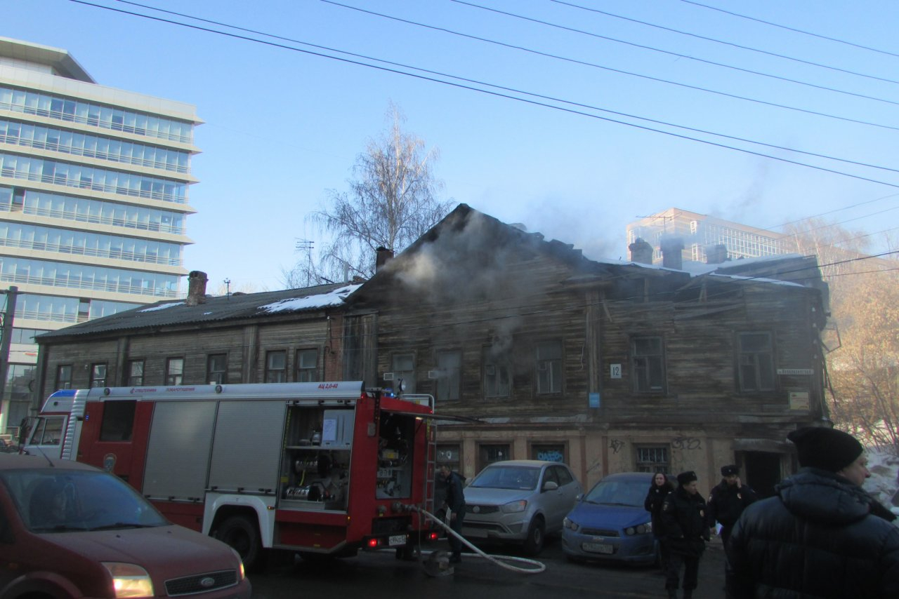 57-летний мужчина заживо сгорел в собственной квартире в Володарском районе