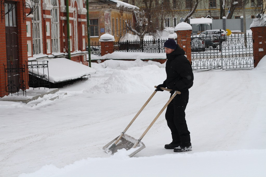 Авто не ставить! С нижегородских улиц вывезут снег в ночь с 12 на 13 февраля