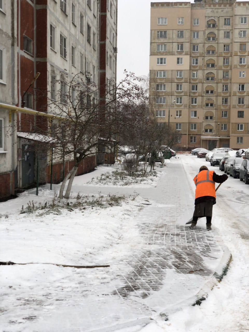 Названы нижегородские улицы, которые будут убирать снег 16 февраля
