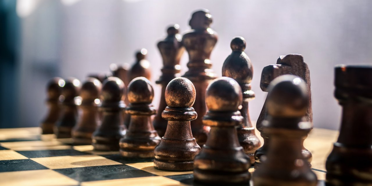 Клуб любителей игры в шахматы и шашки возродится в Автозаводском парке