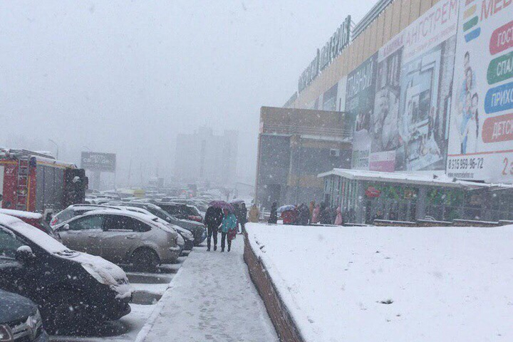 В Нижнем Новгороде эвакуировали ТЦ «Открытый материк»