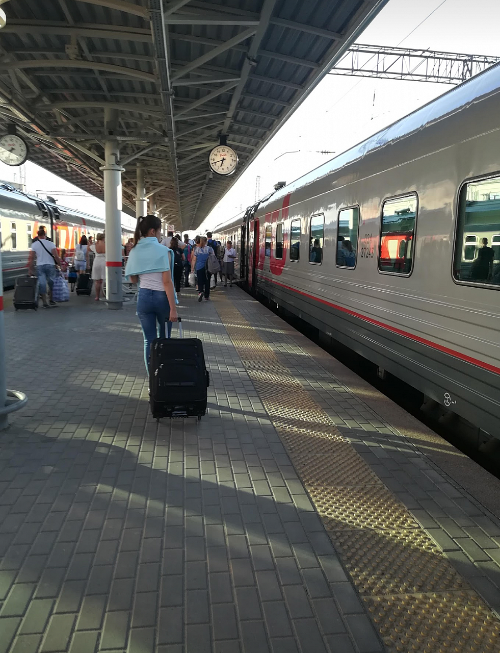 Два дополнительных поезда запустят между Нижним Новгородом и Санкт-Петербургом