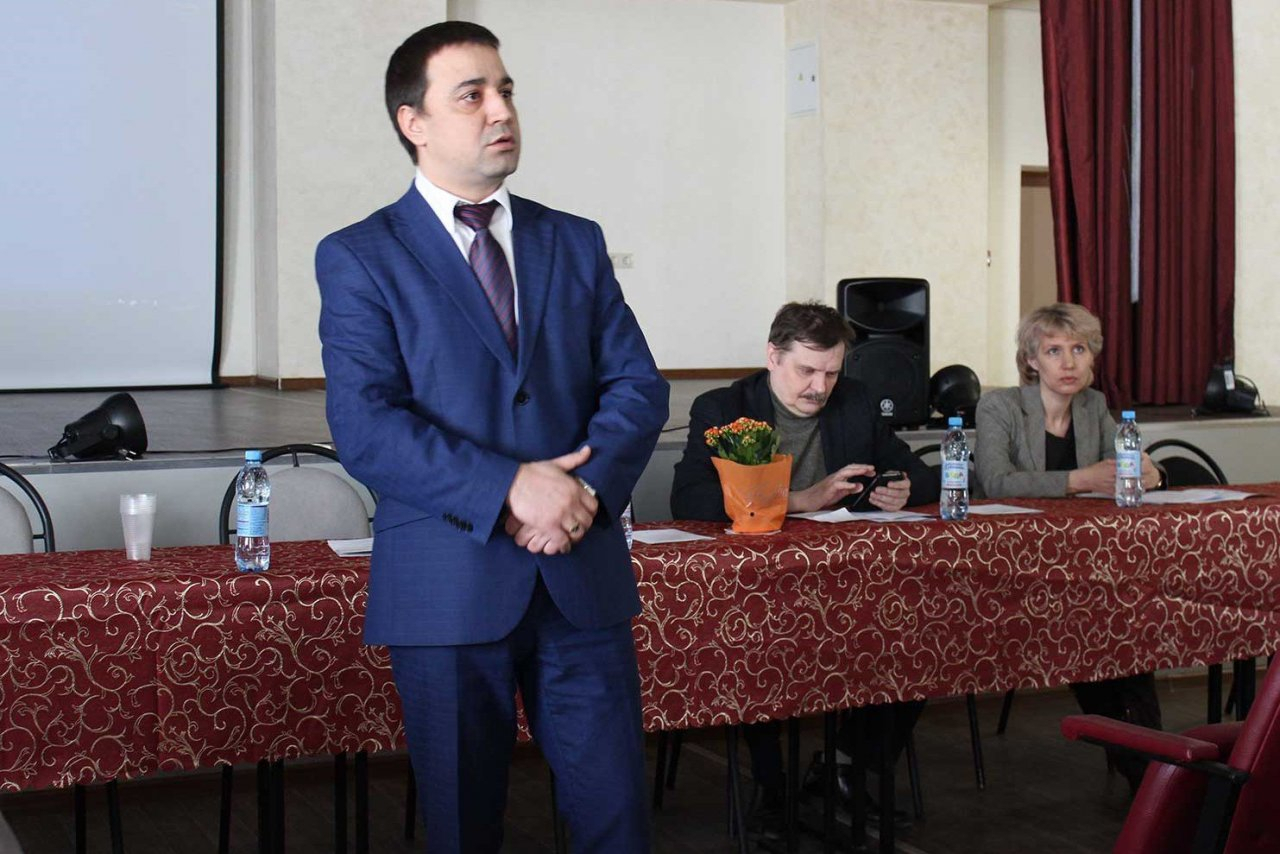 Суд прокомментировал возврат водительских прав Владимиру Шахназарову