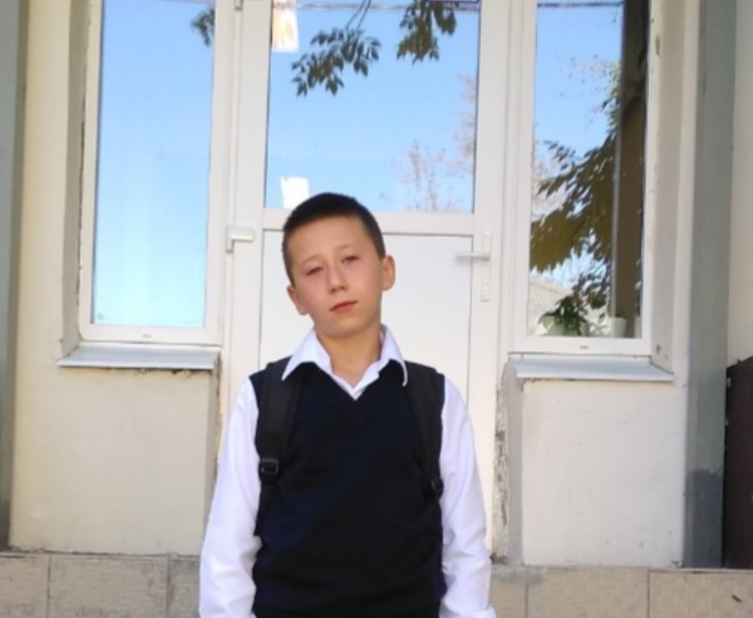 11-летний Костя Тарасов ушел в школу в Кстове и пропал