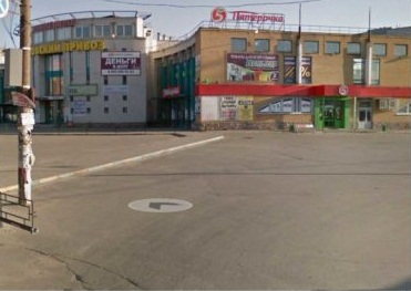 Водителям запретят остановку автомобилей у Сормовского привоза