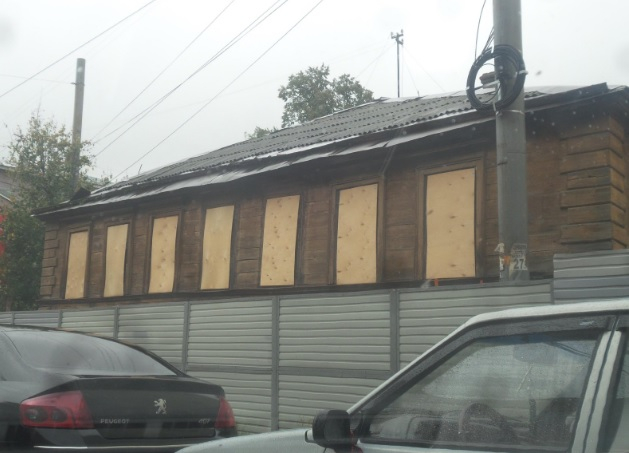 Ремонт старейшего деревянного дома на Ульянова в Нижнем Новгороде приостановили
