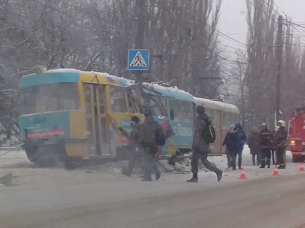 В Нижнем Новгороде трамвай разорвало "пополам" (ФОТО)