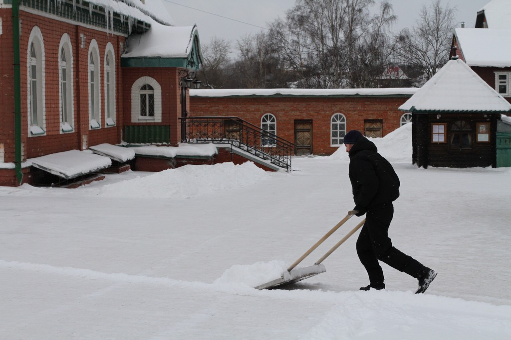 Опубликован список улиц Нижнего Новгорода для уборки снега 18 февраля