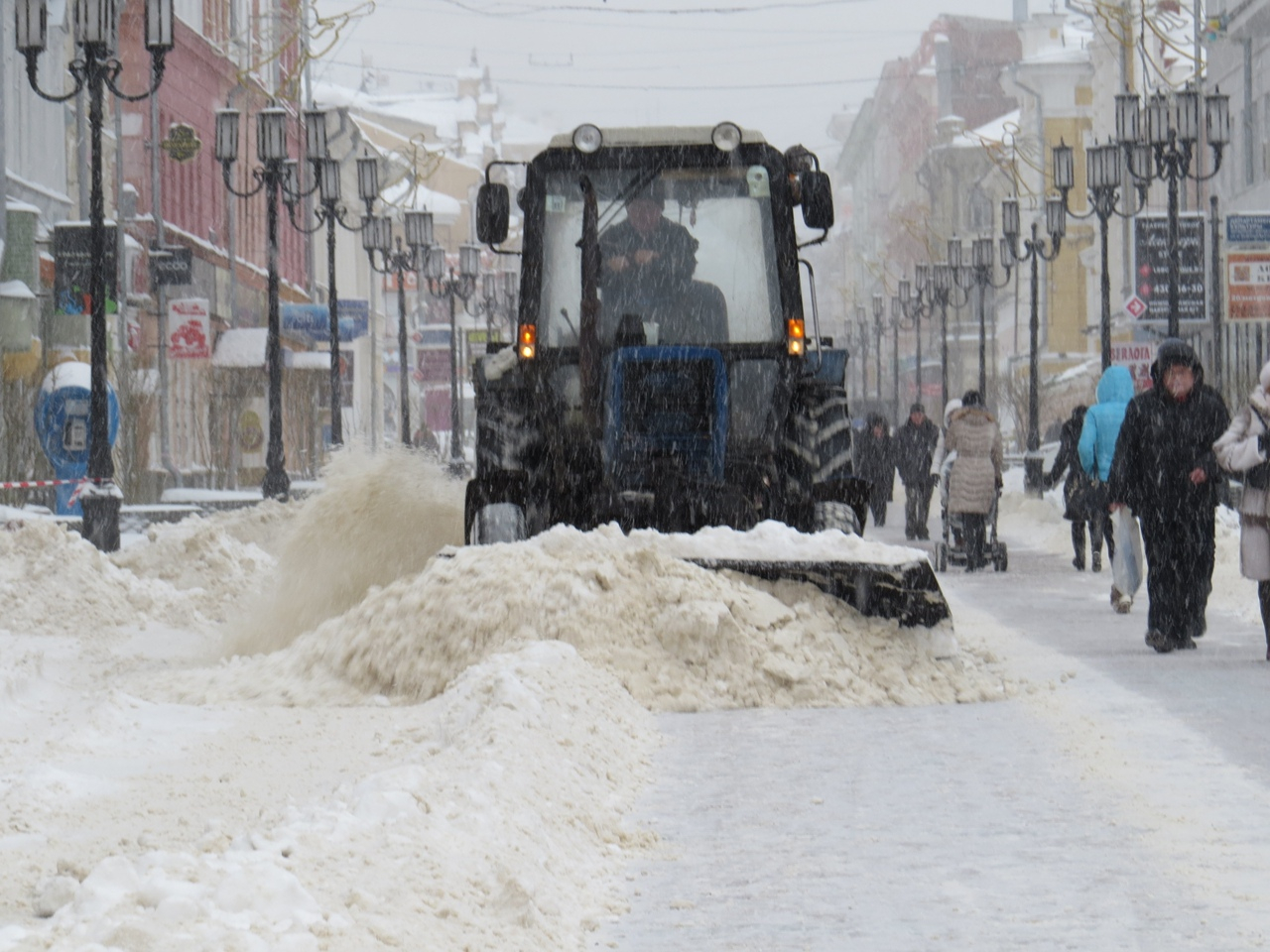 На каких улицах Нижнего Новгорода коммунальщики будут убирать снег 25 февраля