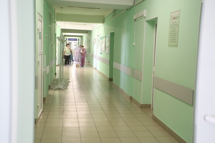 На карантин по коронавирусу закрыли три больницы в Нижнем Новгороде