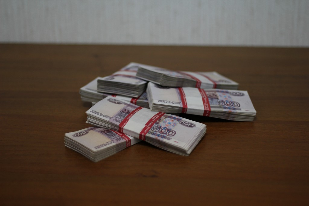 Актуальные зарплаты в Нижегородской области в разных профотраслях