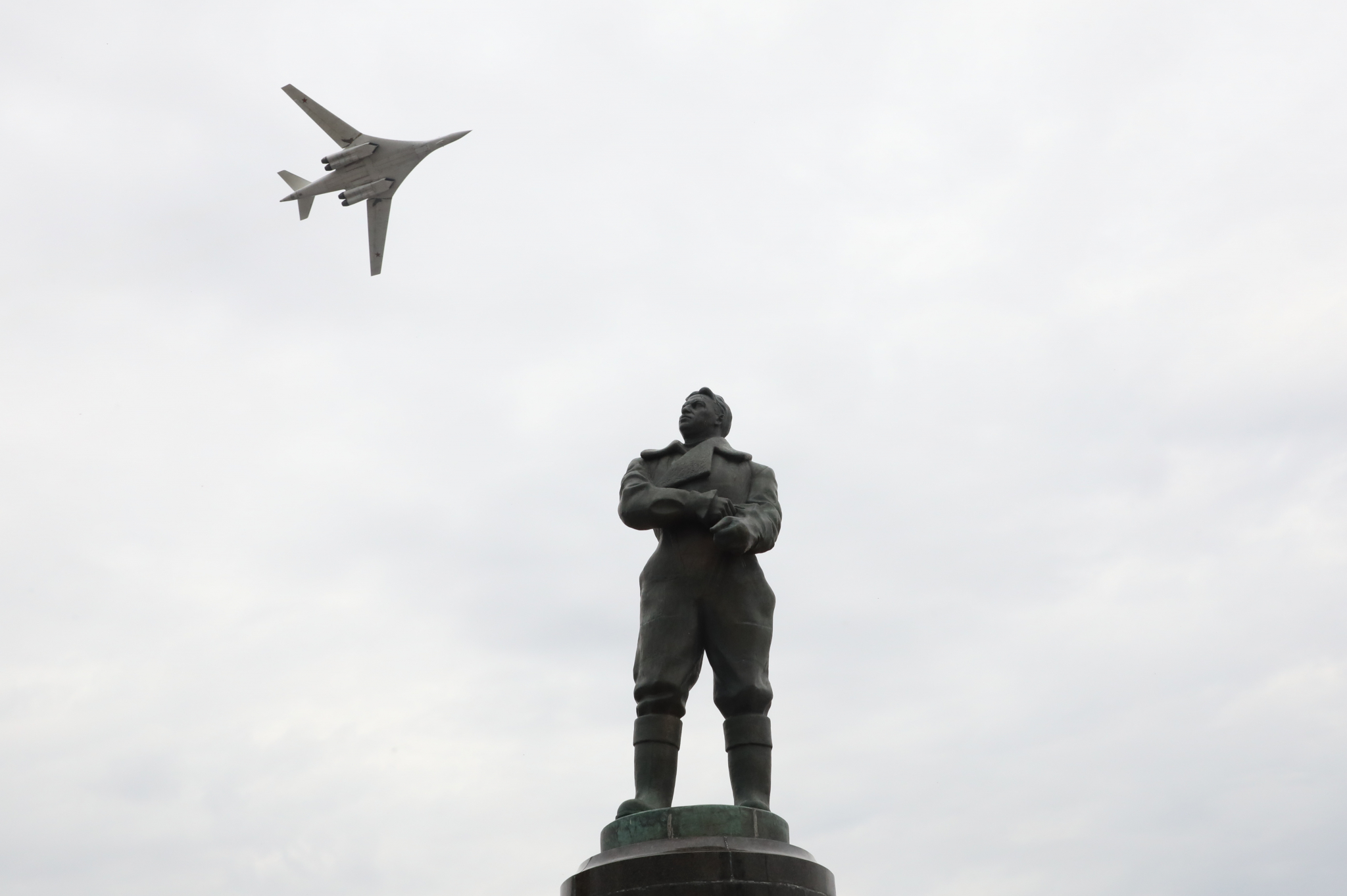 Шоу реактивных самолетов за 7 млн рублей покажут в Нижнем Новгороде