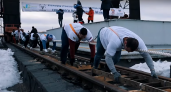 В Нижегородской области «бурлаки» установили мировой рекорд, сдвинув с места грузовой кран