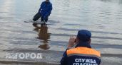 Спасатели вытащили тело мужчины из реки в Нижнем Новгороде