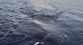Возле деревни Юркино перевернулась лодка с двумя рыбаками