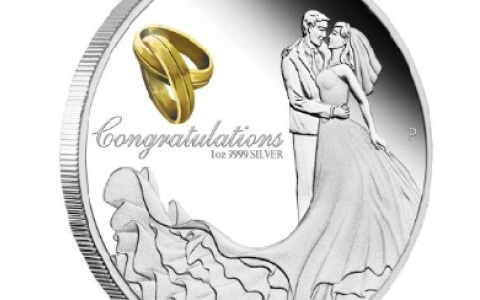 УРАЛСИБ предлагает новые памятные серебряные монеты  «С Днем рождения», «Свадьба» и «Новорожденный»
