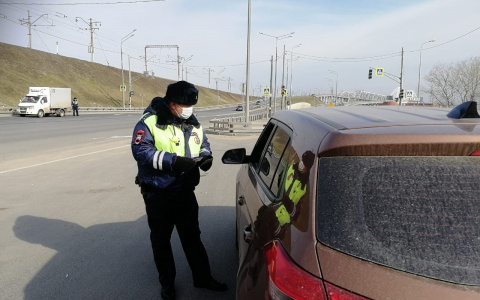 В Нижегородской области сотрудники ГИБДД разворачивают автомобили на въезде