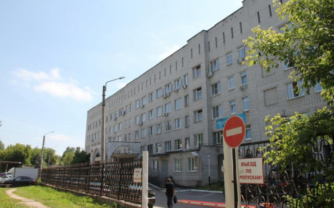 Шесть нижегородских больниц закрыли на карантин по коронавирусу